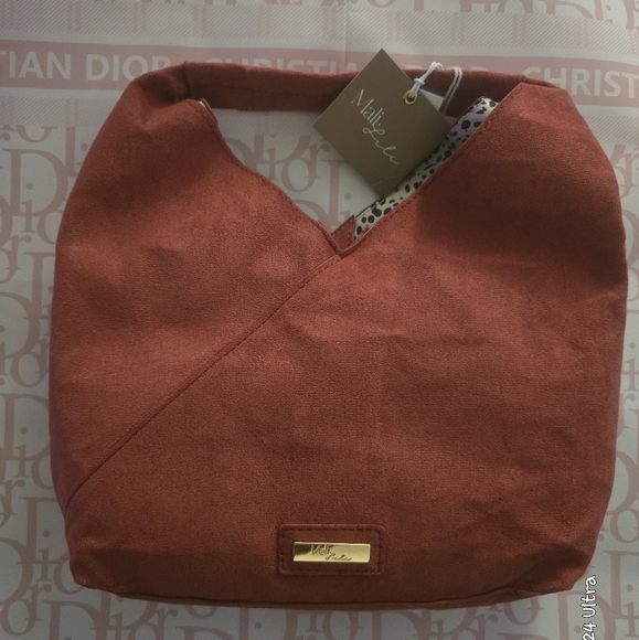 Mali Lili Ali Small Vegan Leather HoboBag NWT in Rust color - Picture 6 of 16